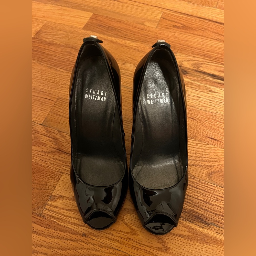 Stuart Weitzman Logoflame black peep toe heels W4.5